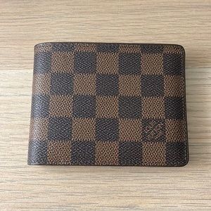 Louis Vuitton Multiple Wallet Damier